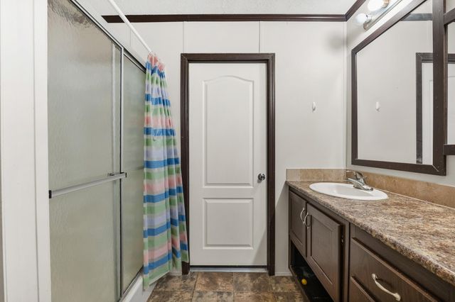 32 Oak Lake, Trinity, TX 75862