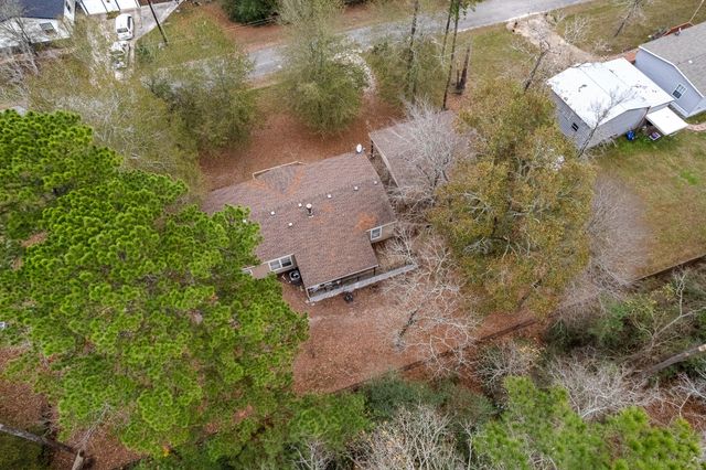 32 Oak Lake, Trinity, TX 75862