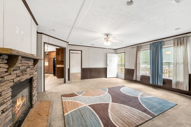 32 Oak Lake, Trinity, TX 75862