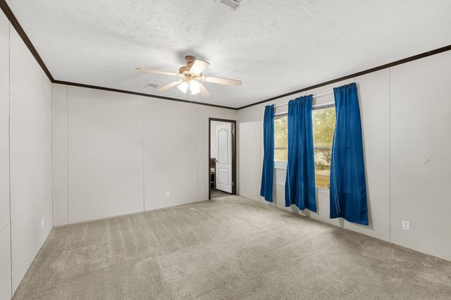 32 Oak Lake, Trinity, TX 75862