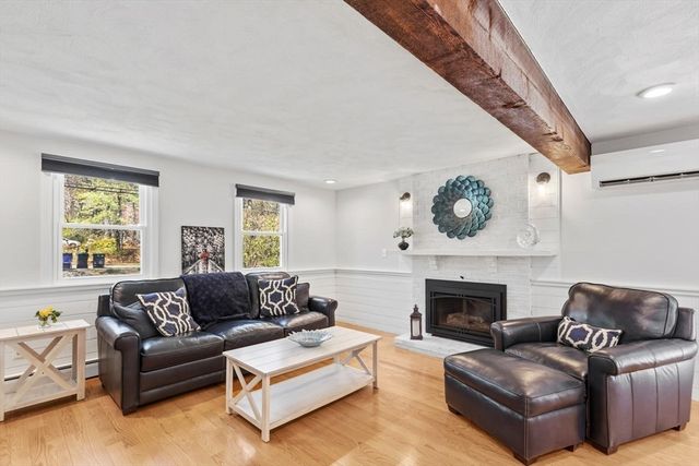 58 Aldrich Rd, Wilmington, MA 01887