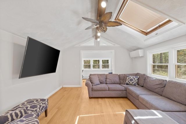 58 Aldrich Rd, Wilmington, MA 01887