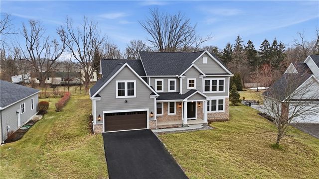 8 Nightfrost Lane, Henrietta, NY 14467