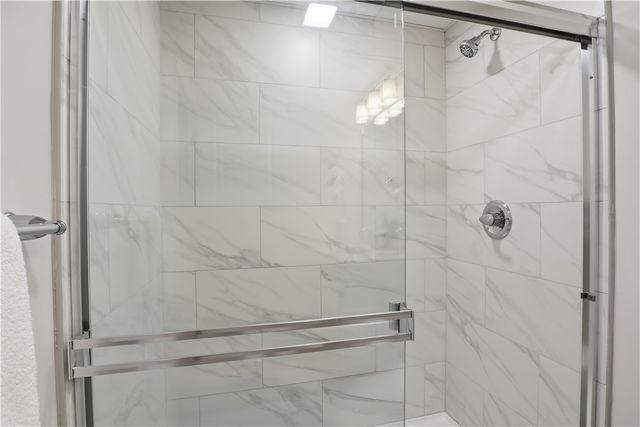 8 Nightfrost Lane, Henrietta, NY 14467