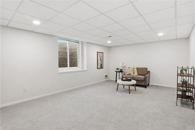 8 Nightfrost Lane, Henrietta, NY 14467