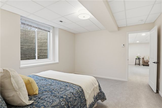 8 Nightfrost Lane, Henrietta, NY 14467