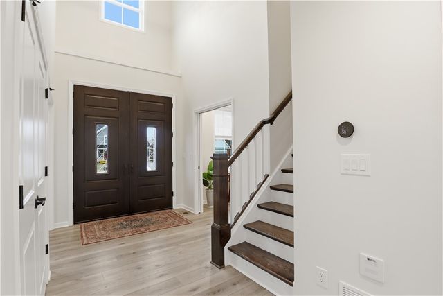 8 Nightfrost Lane, Henrietta, NY 14467