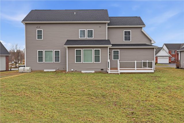 8 Nightfrost Lane, Henrietta, NY 14467