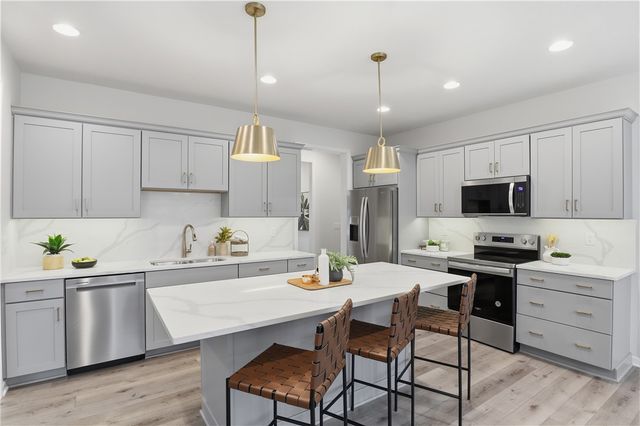 8 Nightfrost Lane, Henrietta, NY 14467