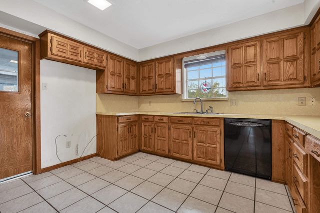 447 Mt. Pleasant Rd., Hallsville, TX 75650