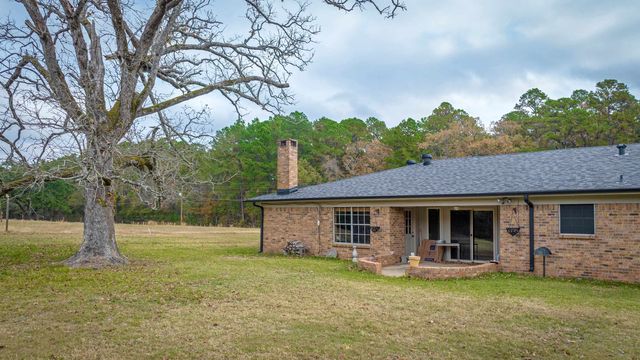 447 Mt. Pleasant Rd., Hallsville, TX 75650