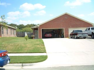 953 Sylvia Street, Weatherford, TX 76086