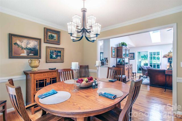 1705 Hummingbird Lane, Hendersonville, NC 28792