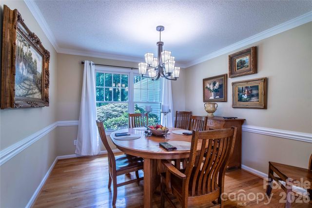1705 Hummingbird Lane, Hendersonville, NC 28792