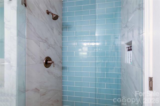 1705 Hummingbird Lane, Hendersonville, NC 28792