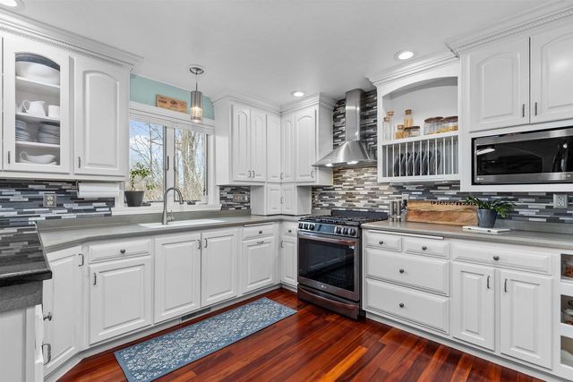 2732 INDEPENDENCE COURT, Appleton, WI 54914