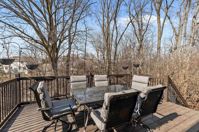 2732 INDEPENDENCE COURT, Appleton, WI 54914