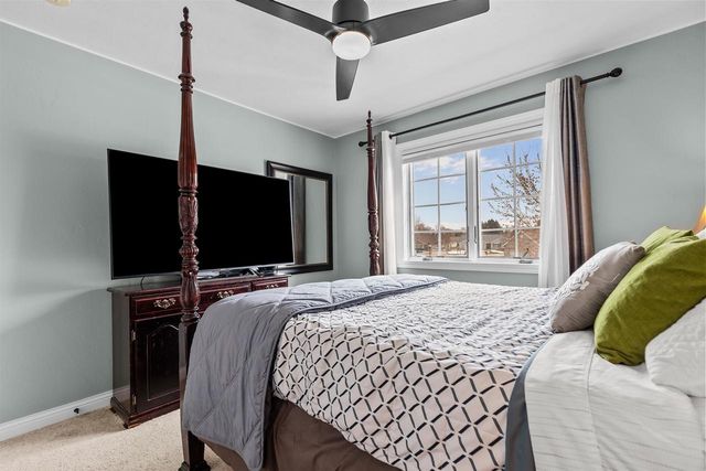 2732 INDEPENDENCE COURT, Appleton, WI 54914