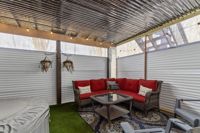 2732 INDEPENDENCE COURT, Appleton, WI 54914