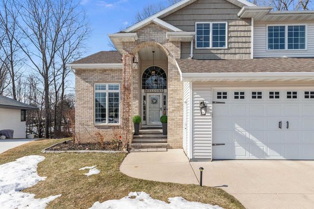 2732 INDEPENDENCE COURT, Appleton, WI 54914