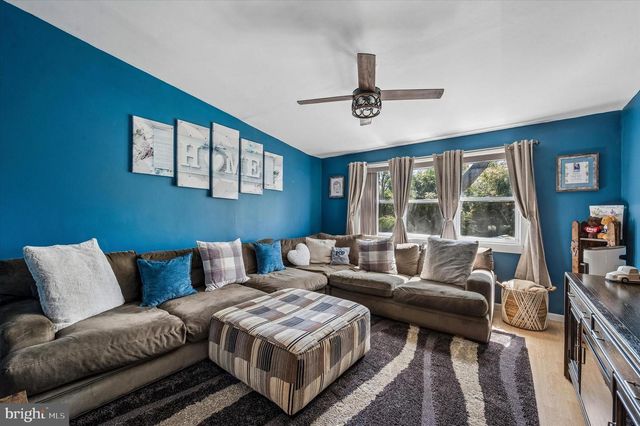1012 WINDSOR RD, Collingdale, PA 19023