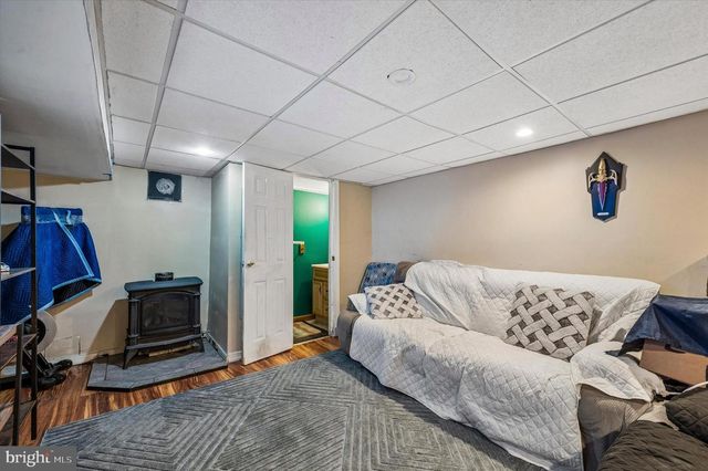 1012 WINDSOR RD, Collingdale, PA 19023