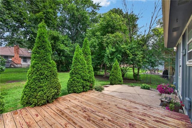 13404 Oakland Avenue, Grandview, MO 64030