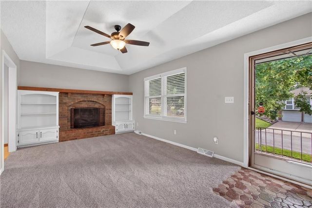 13404 Oakland Avenue, Grandview, MO 64030