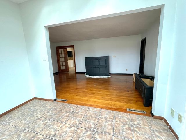 1906 Michael Lane, Nixa, MO 65714