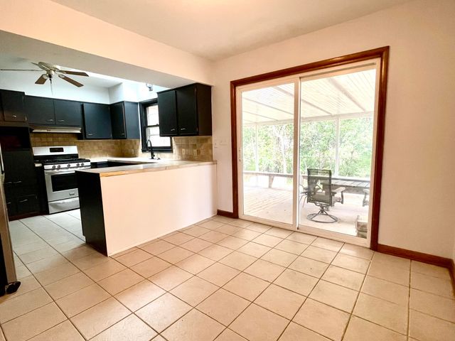 1906 Michael Lane, Nixa, MO 65714
