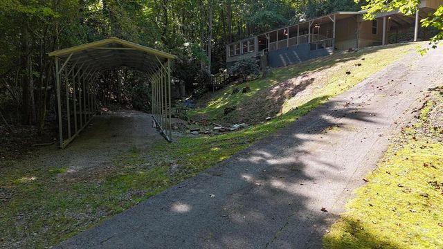 754 Ruby Lake Drive, Hiawassee, GA 30546