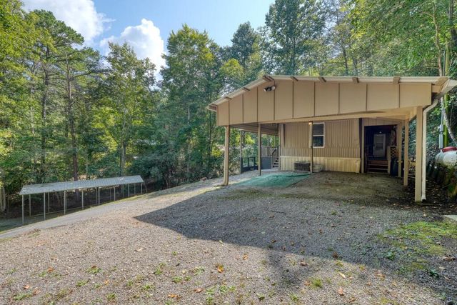 754 Ruby Lake Drive, Hiawassee, GA 30546