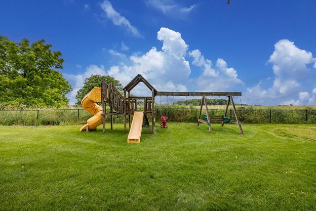 918 Sunset LANE, Horicon, WI 53032