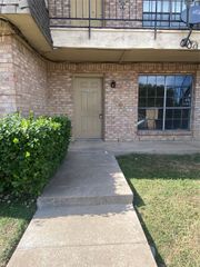 9501 Westpark Drive 9503, Benbrook, TX 76126