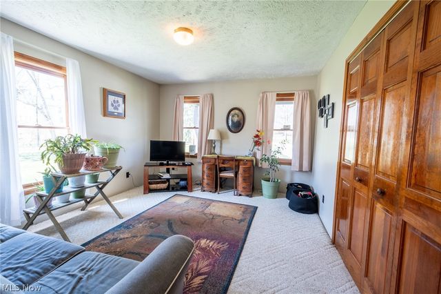 14027 Mayfield Road, Huntsburg, OH 44046