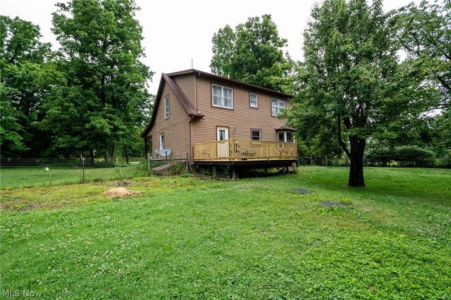 14027 Mayfield Road, Huntsburg, OH 44046