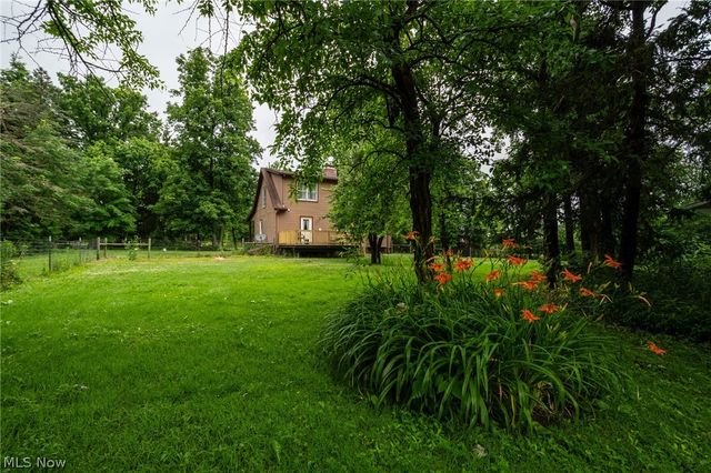 14027 Mayfield Road, Huntsburg, OH 44046