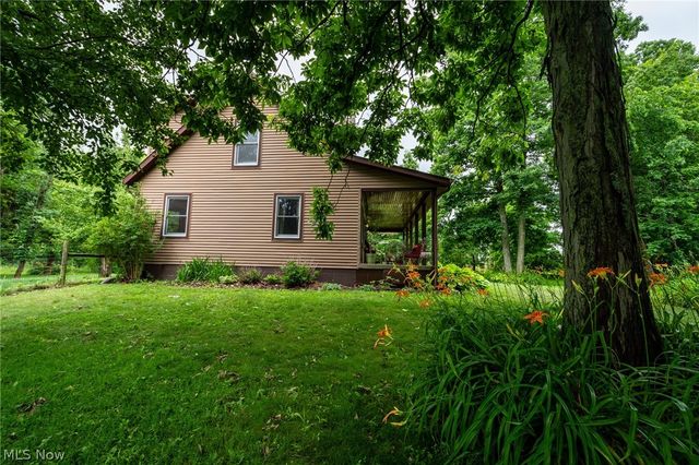 14027 Mayfield Road, Huntsburg, OH 44046