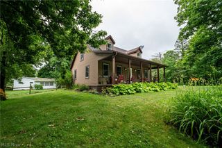 14027 Mayfield Road, Huntsburg, OH 44046