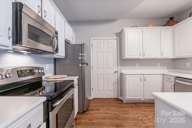 14941 Santa Lucia Drive, Charlotte, NC 28277