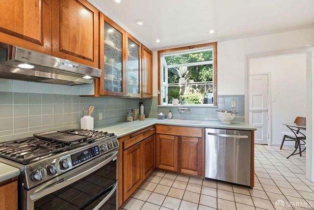 333 Molimo Drive, San Francisco, CA 94127