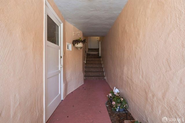 333 Molimo Drive, San Francisco, CA 94127