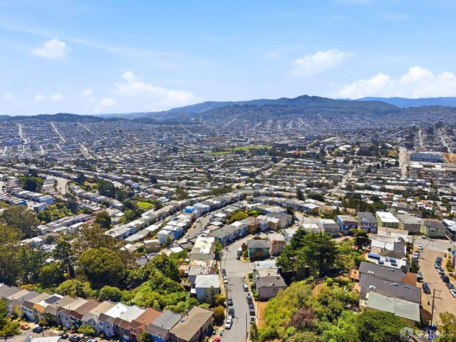333 Molimo Drive, San Francisco, CA 94127
