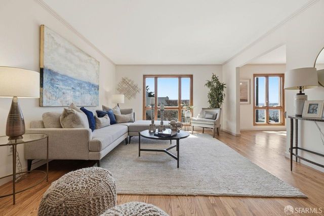 333 Molimo Drive, San Francisco, CA 94127