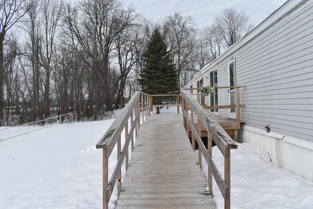 619 Lime Kiln Road, Osage, IA 50461