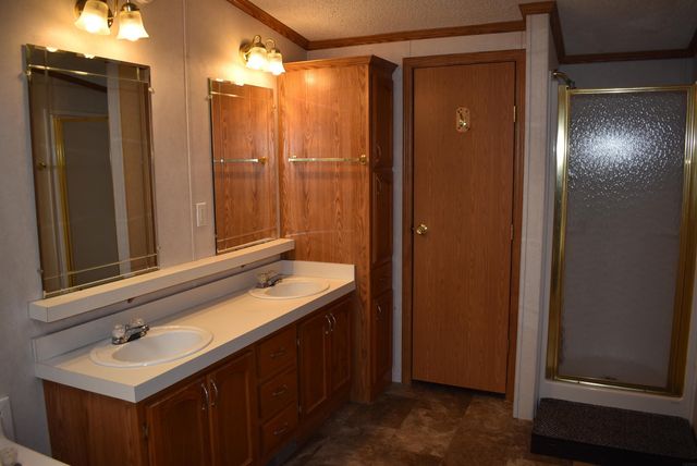 619 Lime Kiln Road, Osage, IA 50461