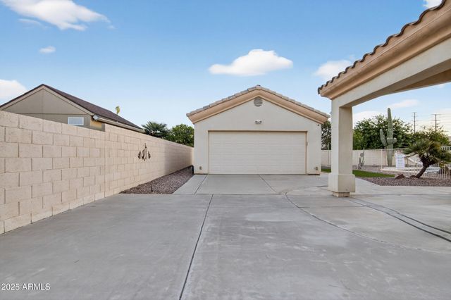 2069 E SIERRA MADRE Avenue, Gilbert, AZ 85296
