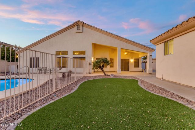 2069 E SIERRA MADRE Avenue, Gilbert, AZ 85296