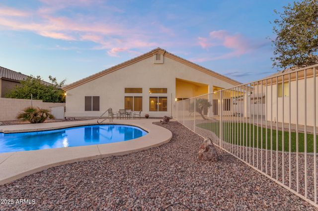 2069 E SIERRA MADRE Avenue, Gilbert, AZ 85296