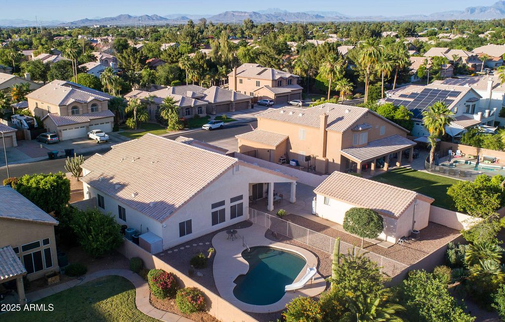 2069 E SIERRA MADRE Avenue, Gilbert, AZ 85296